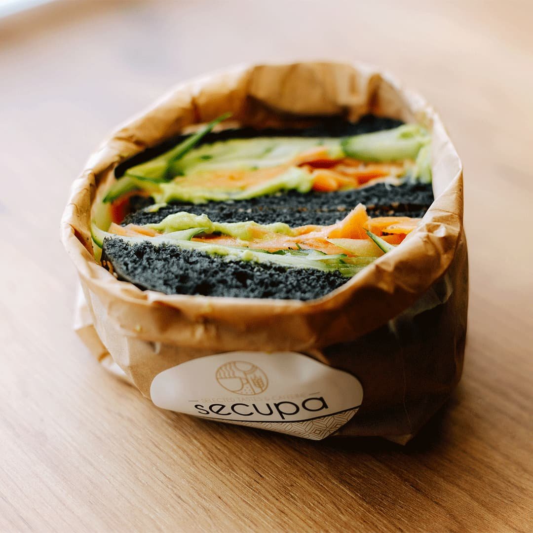 Black brioche with salmon